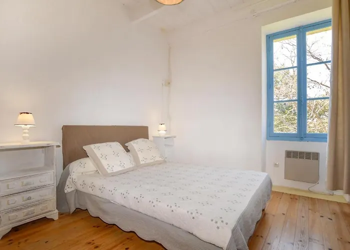 Awesome In Coti-chiavari *