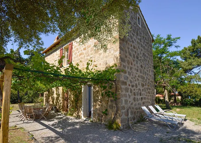 Awesome In Coti-chiavari Vakantiehuis Coti-Chiavari (Corsica)